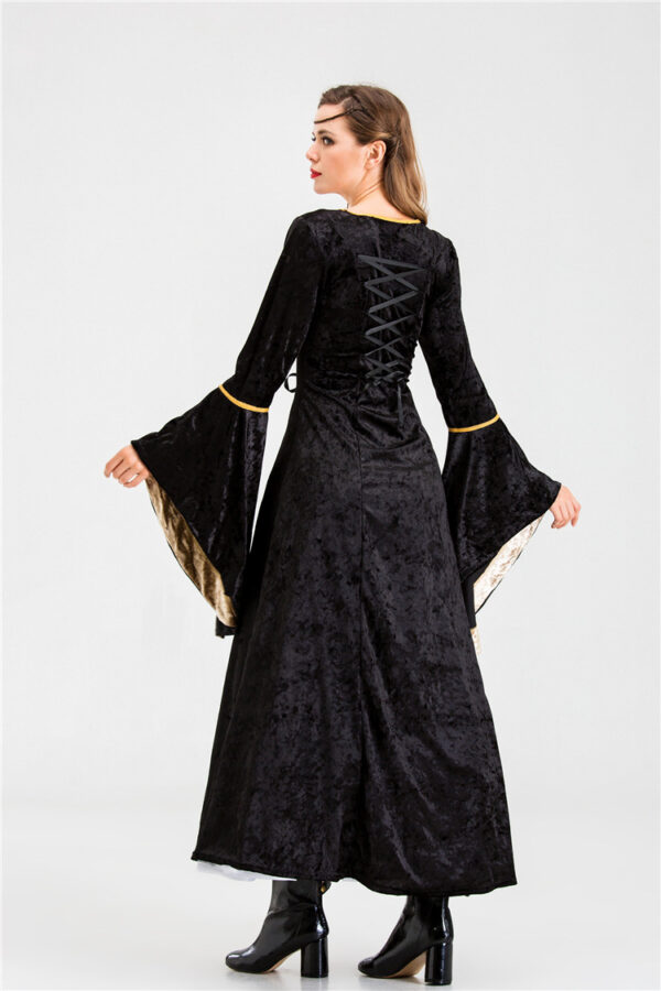Palace dress - Image 3
